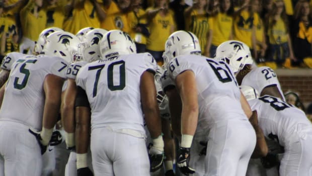 Offensive Line vs UM 17